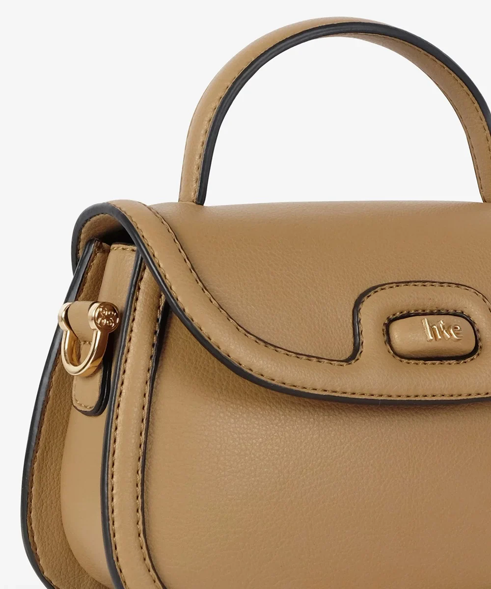 Akira Crossbody - Image 8