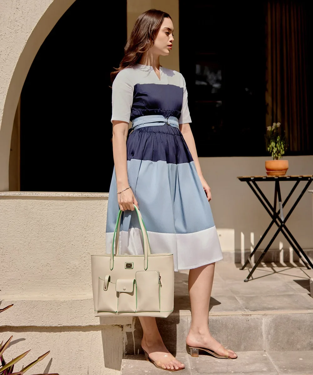 Carol Tote Bag - Image 7