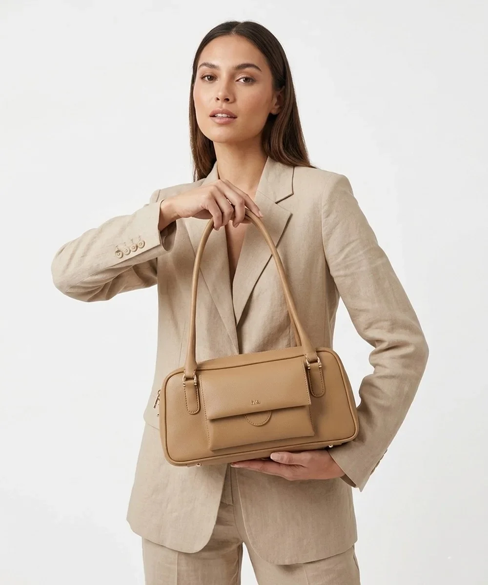 Chloe Shoulder Bag - Image 8