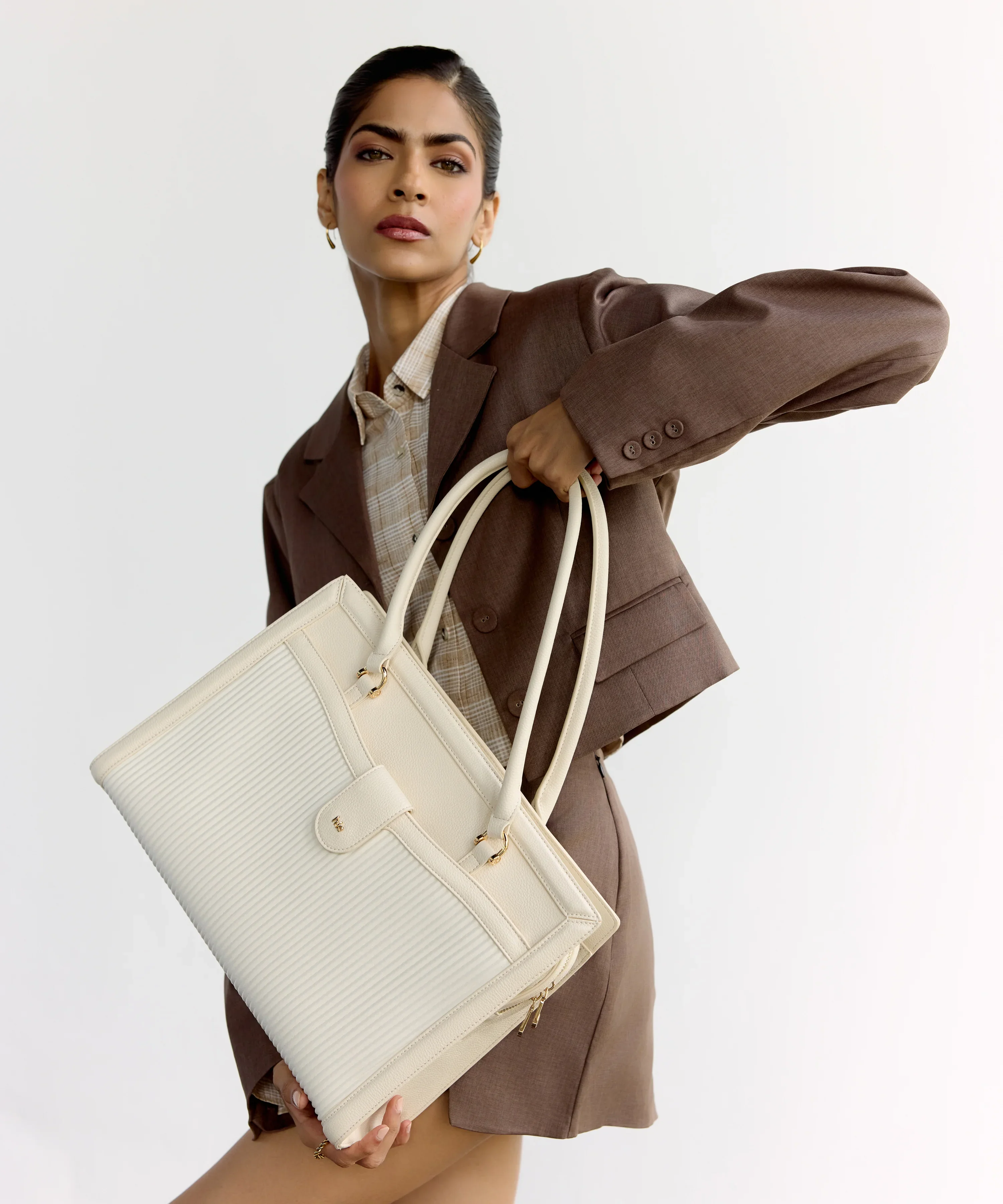 Ivory Tote - Image 5