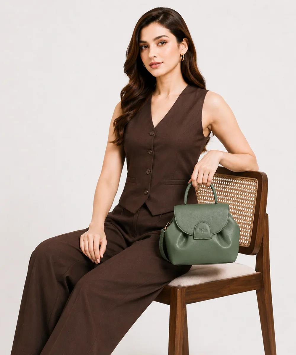 Ravya Crossbody Bag - Image 9