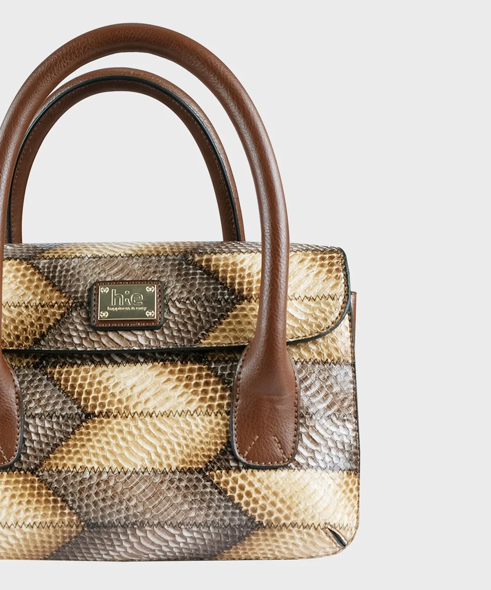 Susan Crossbody Bag - Image 8