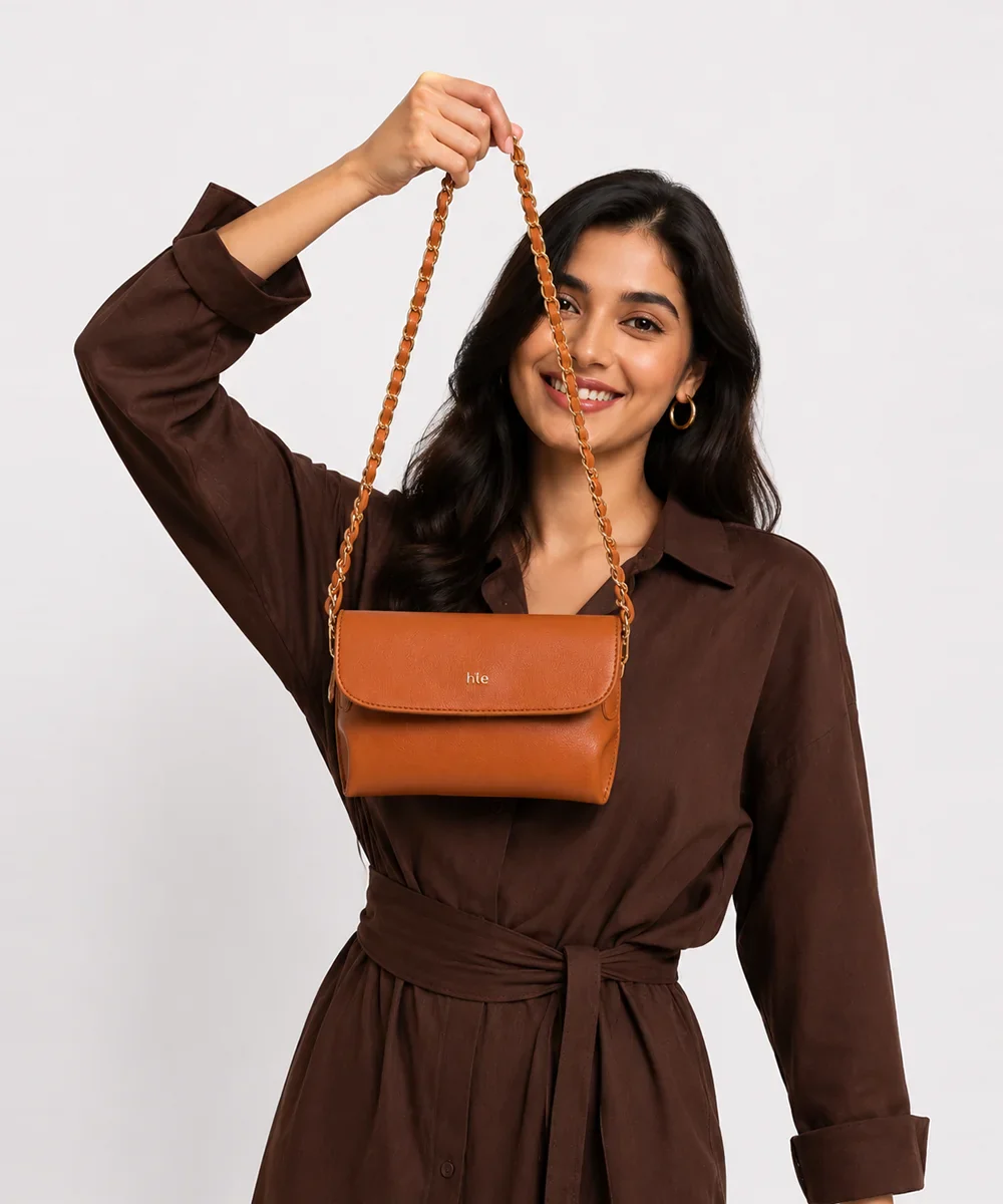 Versa Tote - Image 32
